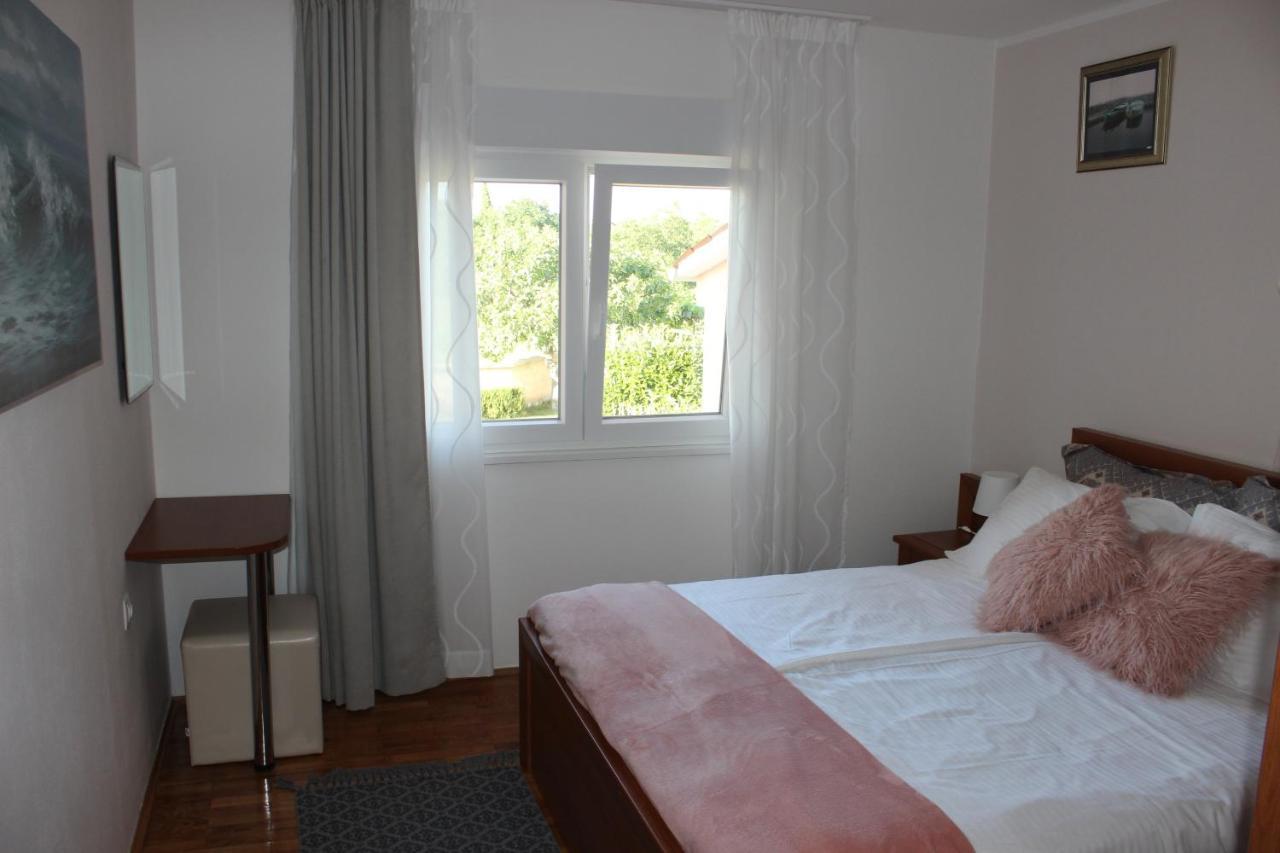 Apartments With A Parking Space Valbandon, Fazana - 7296 Stinjan Ngoại thất bức ảnh